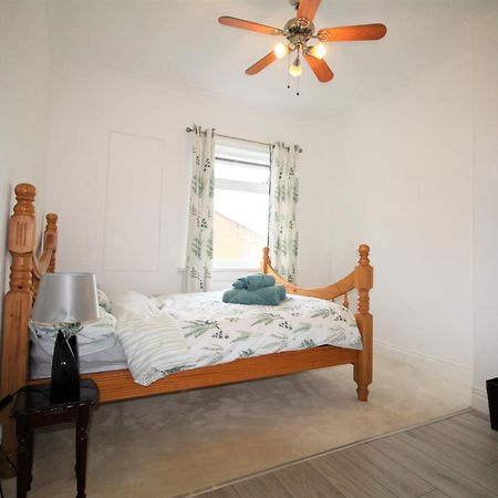Whitley Bay - Sleeps 6 - Refurbished Throughout - Fast Wifi - Dogs Welcome Esterno foto